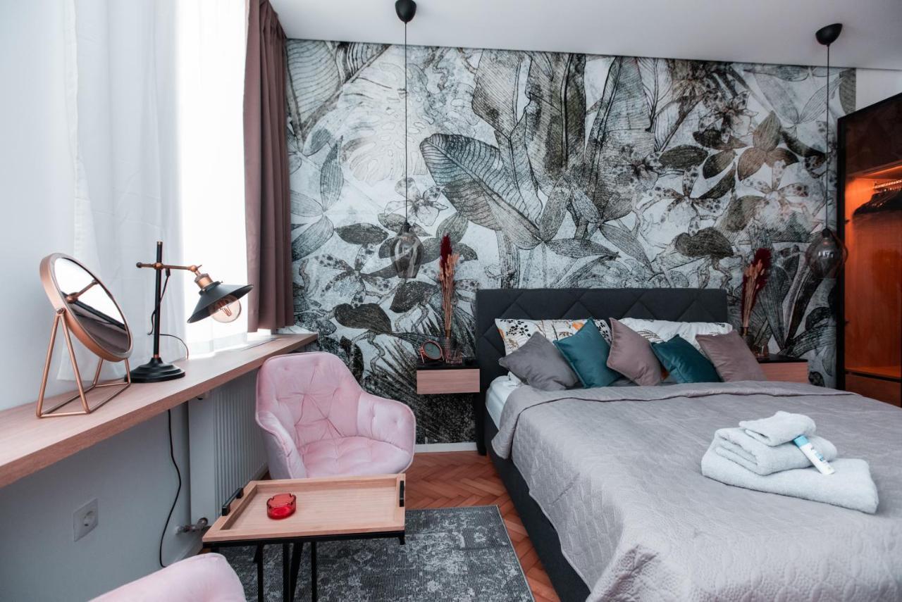 Petit Luxe Apartment Wiedeń Zewnętrze zdjęcie